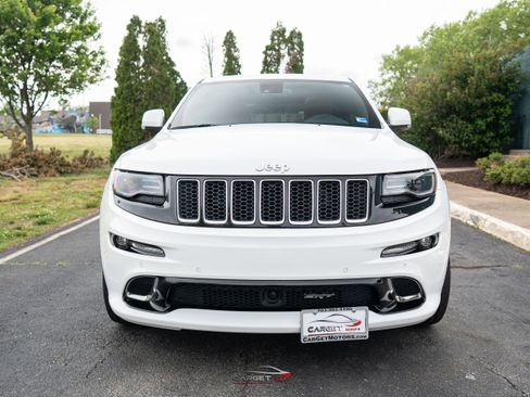 Used 2015 Jeep Grand Cherokee SRT AWD/4WD image 2