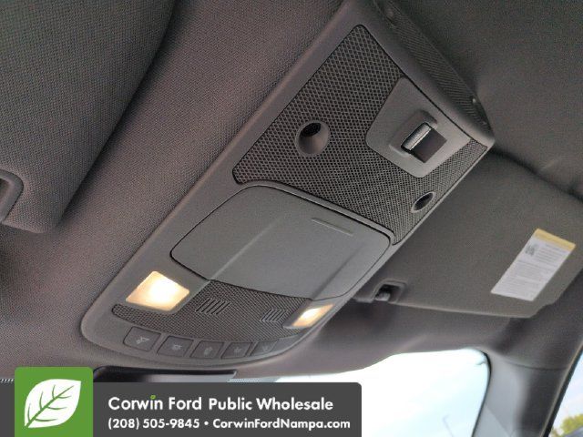 Used 2017 Ford F150 Lariat w/ Equipment Group 502A Luxury AWD/4WD image 21