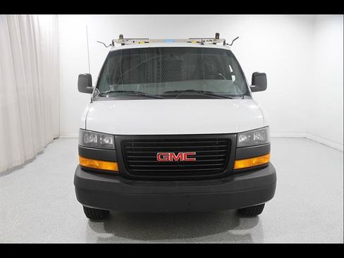 Used 2020 GMC Savana 2500 w/ Driver Convenience Package RWD image 2