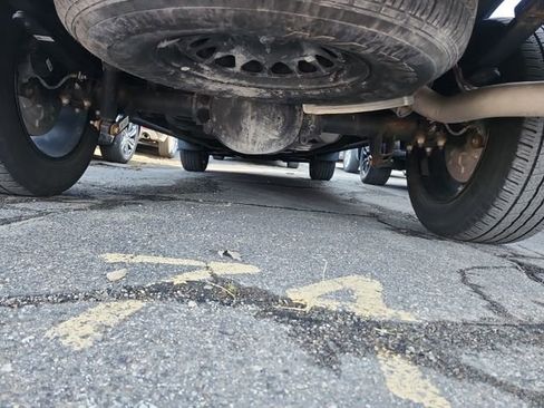 Used 2024 Chevrolet Silverado 1500 LT AWD/4WD image 13