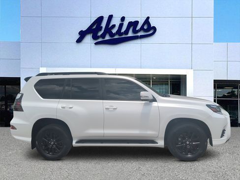 Used 2023 Lexus GX 460 w/ Black Line Special Edition AWD/4WD image 1