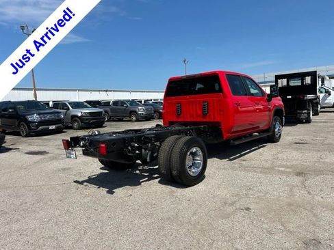 New 2026 Chevrolet Silverado 3500 LT w/ Convenience Package AWD/4WD image 3