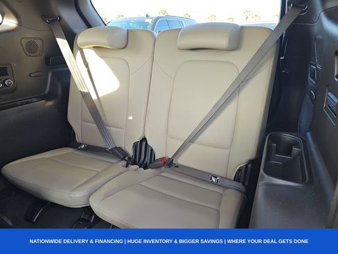 Used 2018 Hyundai Santa Fe Limited image 14