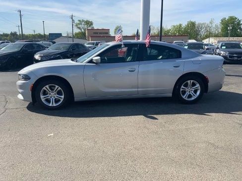 Used 2021 Dodge Charger SXT w/ Leather Interior Group RWD image 8