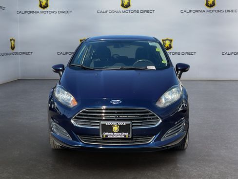 Used 2016 Ford Fiesta SE FWD image 2
