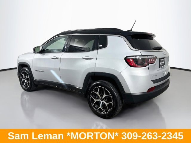Used 2025 Jeep Compass Limited AWD/4WD image 5