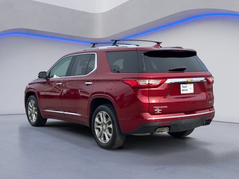 Used 2018 Chevrolet Traverse Premier w/ Driver Confidence II Package FWD image 3