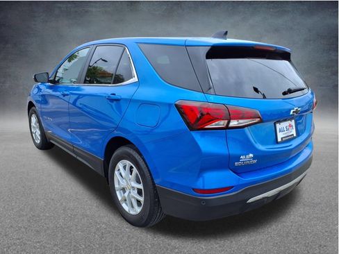 Used 2024 Chevrolet Equinox LT FWD image 12