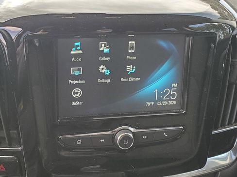 Used 2018 Chevrolet Traverse LT image 31