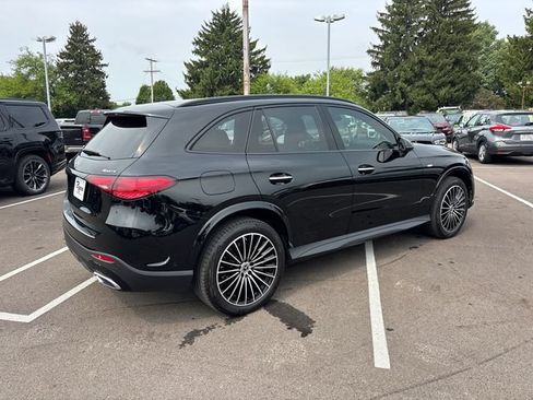 Used 2025 Mercedes-Benz GLC 350e 4MATIC image 28