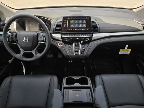 Certified 2026 Honda Odyssey EX-L image 12