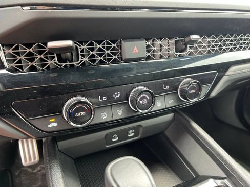 Used 2023 Honda Accord Sport image 10