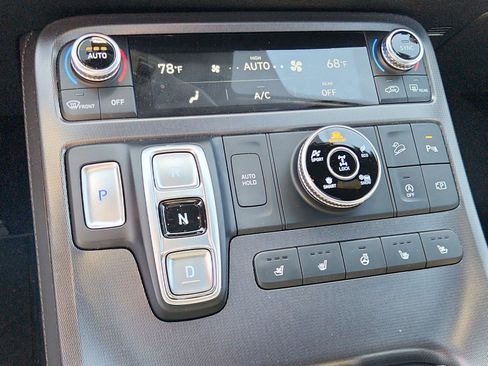 Used 2025 Hyundai Palisade AWD image 26