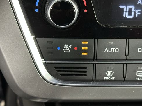 Used 2017 Hyundai Sonata Limited w/ Ultimate Package 02 image 21