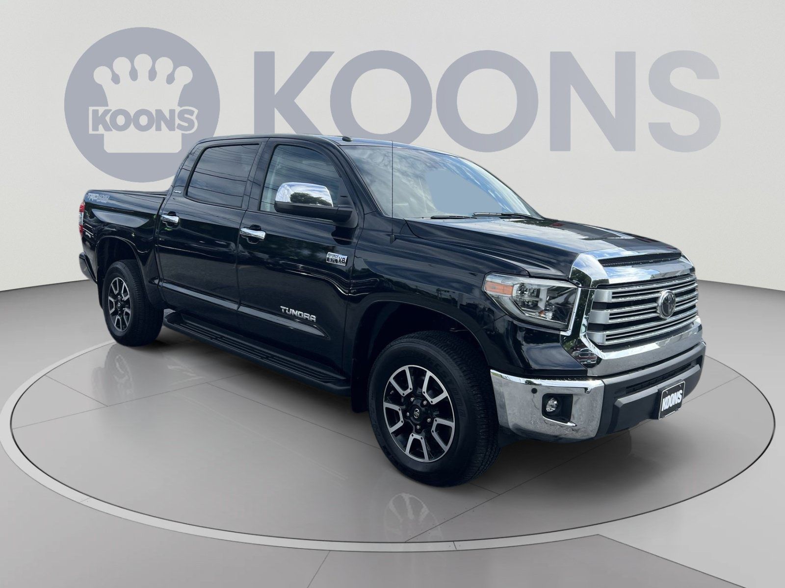 Used 2018 Toyota Tundra Limited w/ Limited Premium Package AWD/4WD image 10