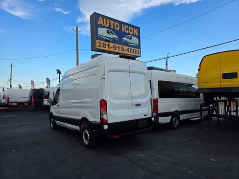 Used 2021 Ford Transit 250 148 High Roof RWD image 2