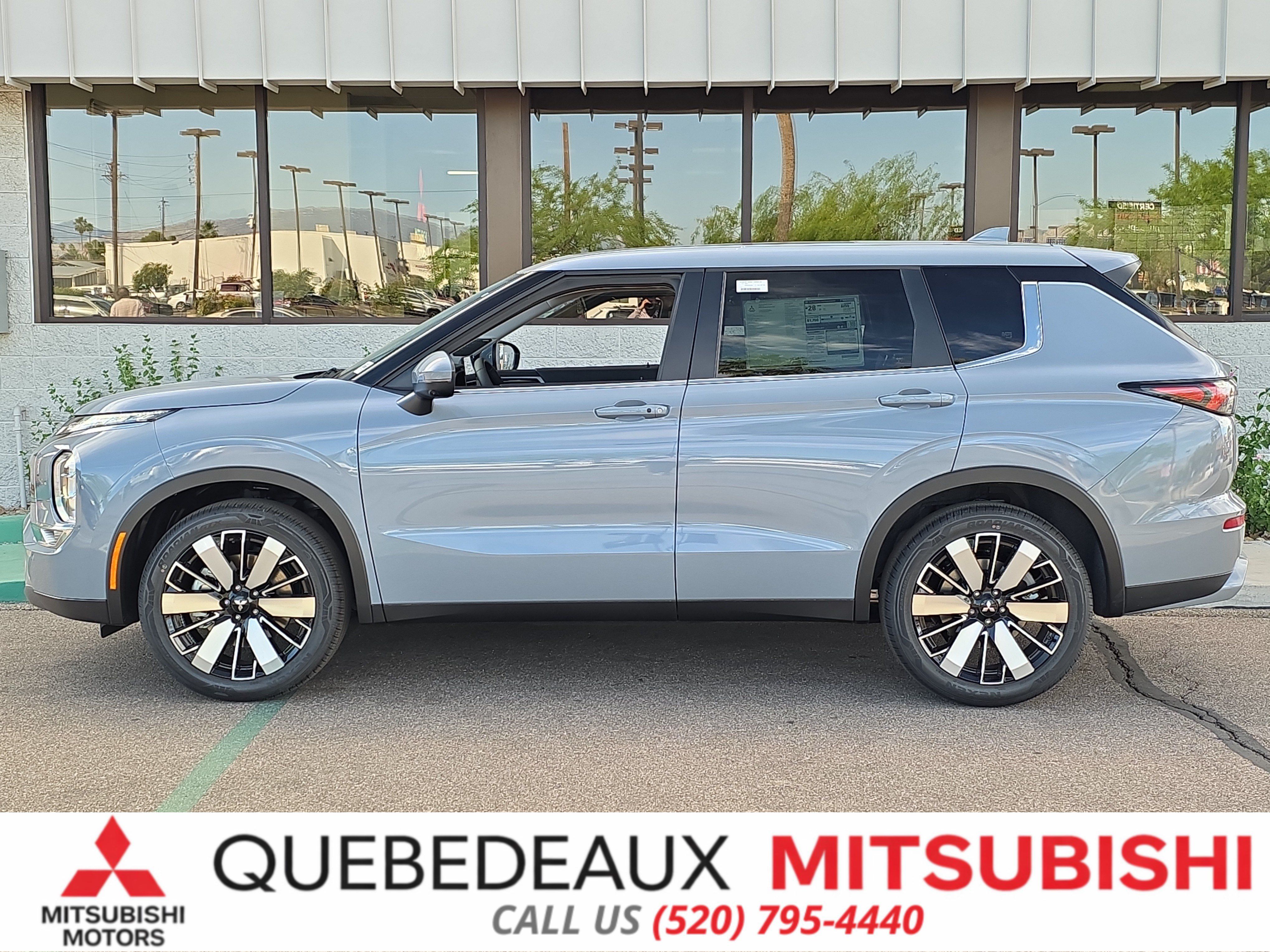 New 2026 Mitsubishi Outlander SE FWD image 4