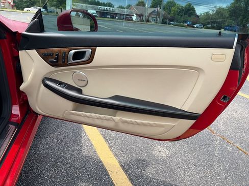 Used 2014 Mercedes-Benz SLK 350 image 19