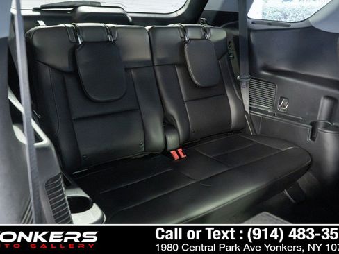 Used 2022 Ford Explorer XLT w/ Equipment Group 202A AWD/4WD image 48