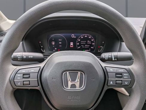 Used 2025 Honda Accord SE image 33