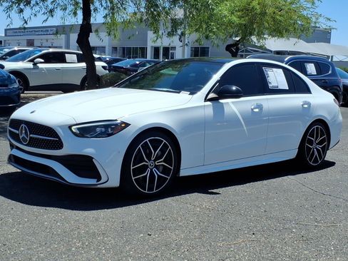 Used 2022 Mercedes-Benz C 300 Sedan image 3