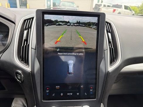 Used 2023 Ford Edge SEL AWD/4WD image 17