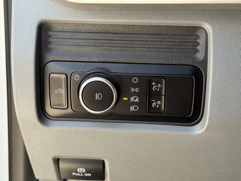 Used 2025 Ford F250 XLT AWD/4WD image 24