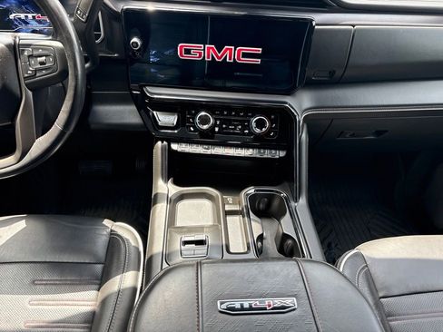 Used 2024 GMC Sierra 2500 AT4X w/ AT4X AEV Edition AWD/4WD image 13