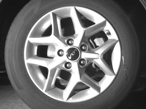 Used 2025 Kia Soul LX w/ LX Technology Package image 13