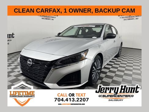 Used 2025 Nissan Altima 2.5 SV FWD image 1