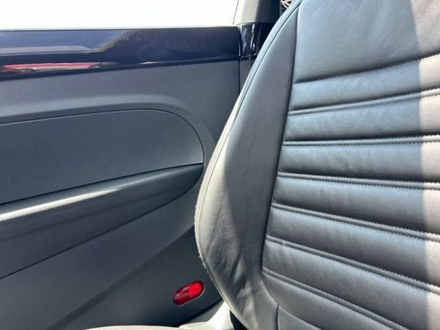 Used 2012 Volkswagen Beetle 2.0T FWD image 38