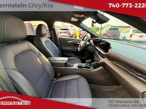 Used 2024 Buick Envista Preferred w/ Convenience I Package FWD image 26
