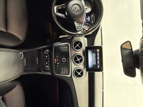 Used 2015 Mercedes-Benz CLA 250 image 23