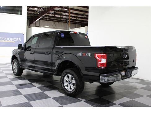 Used 2020 Ford F150 XLT image 6