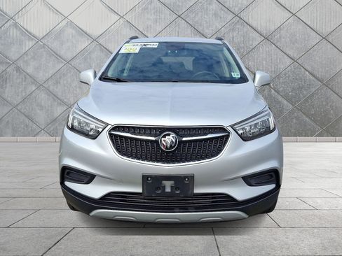 Used 2022 Buick Encore Preferred w/ Safety Package image 2
