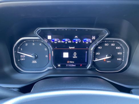 Used 2021 GMC Yukon Denali w/ Denali Premium Package image 22