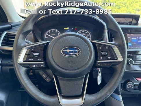 Used 2023 Subaru Forester AWD/4WD image 9
