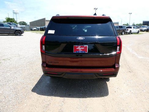 New 2027 Ford Expedition Platinum w/ Stealth Appearance Package AWD/4WD image 6