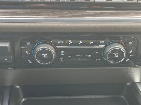 Certified 2024 Chevrolet Silverado 2500 LTZ w/ LTZ Plus Package image 29