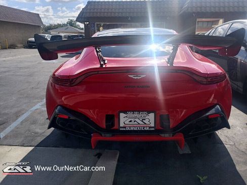 Used 2019 Aston Martin V8 Vantage Coupe image 9