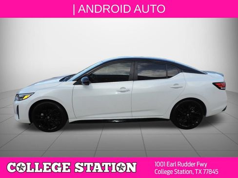 Certified 2025 Nissan Sentra SR w/ Midnight Edition FWD image 8