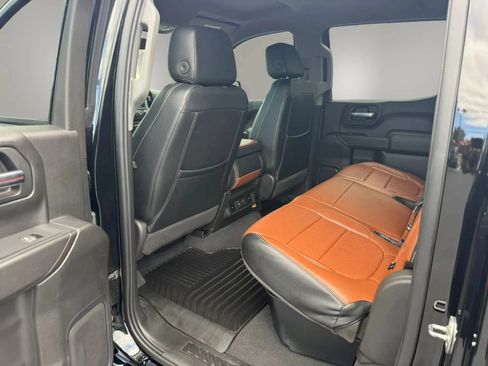 Used 2019 Chevrolet Silverado 1500 LT w/ All-Star Edition AWD/4WD image 32