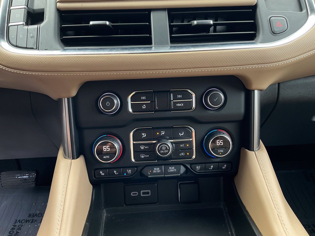 Used 2023 Chevrolet Tahoe Premier AWD/4WD image 19