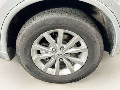 Used 2025 Dodge Durango GT RWD image 11