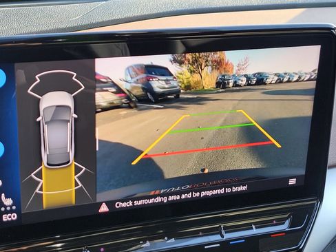 Used 2022 Volkswagen ID.4 Pro S image 7