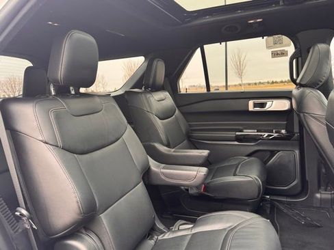 Used 2023 Ford Explorer ST w/ Technology Package AWD/4WD image 31