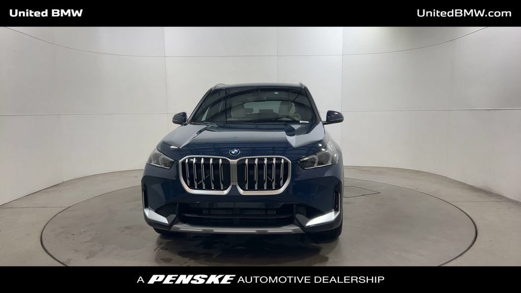 Used 2026 BMW X1 xDrive28i w/ Convenience Package AWD/4WD image 3