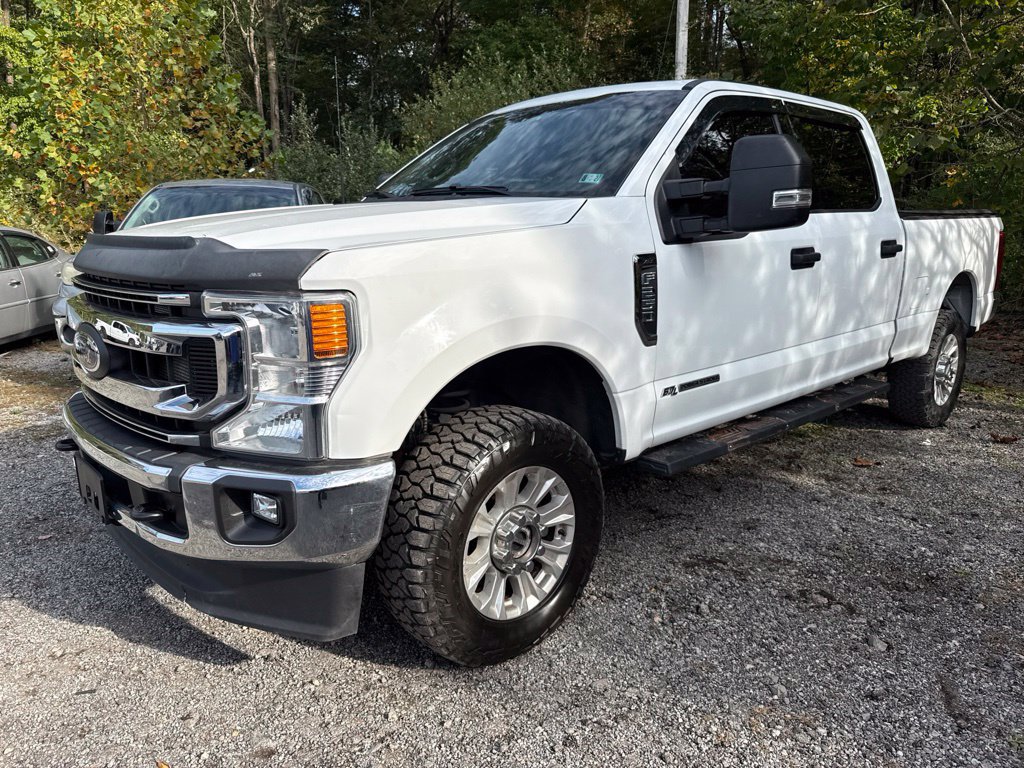 Used 2022 Ford F250 XLT w/ XLT Value Package AWD/4WD image 3