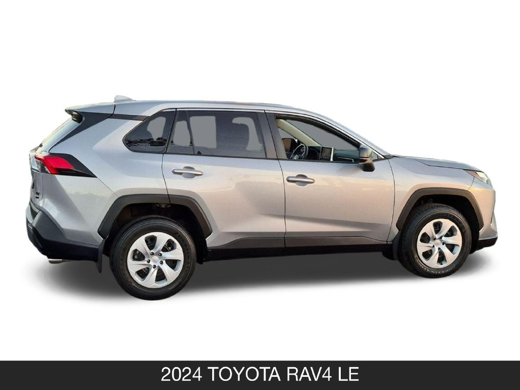 Used 2024 Toyota RAV4 LE AWD/4WD image 6