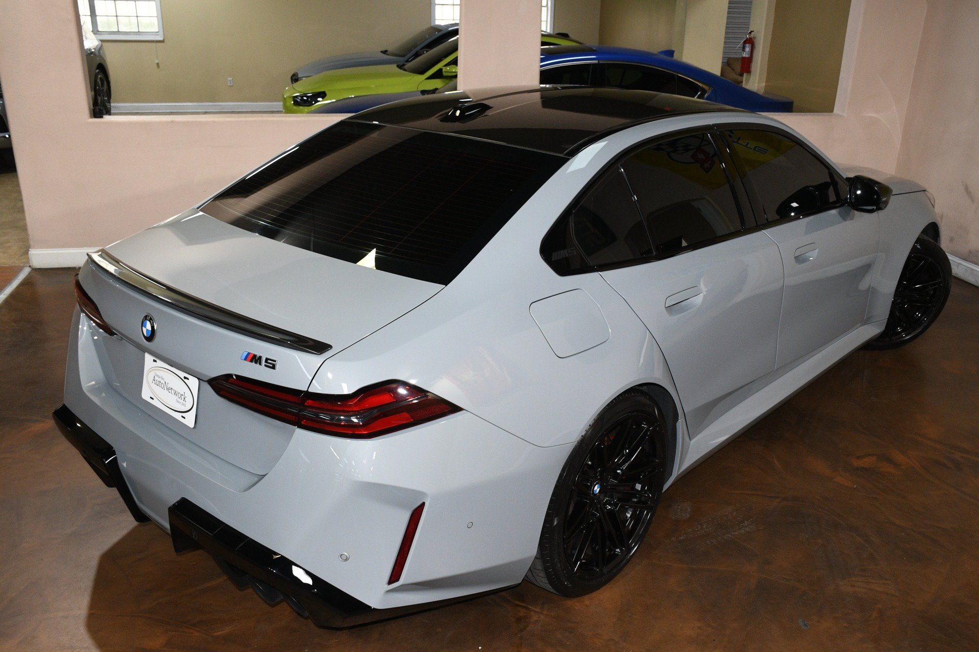 Used 2025 BMW M5 w/ Carbon Package AWD/4WD image 79